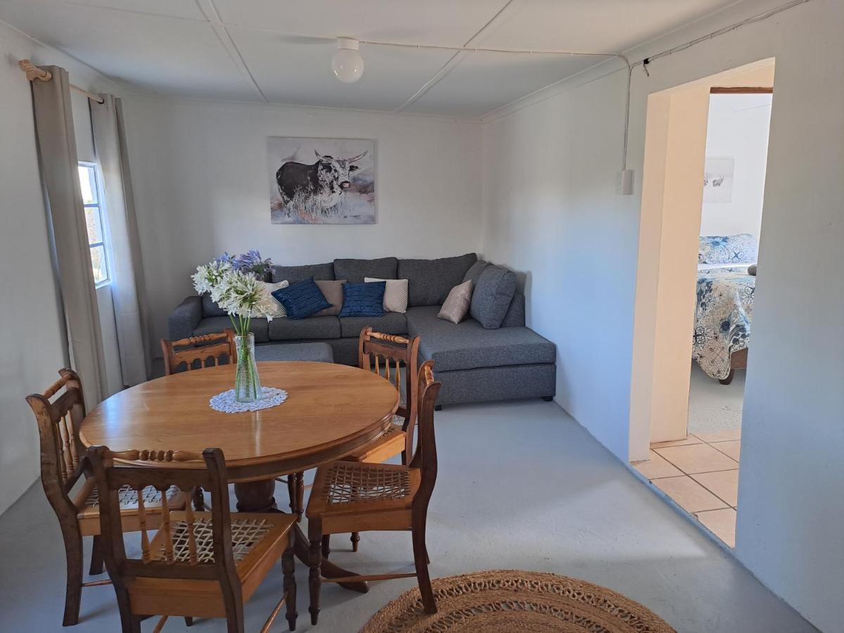 De Hoop Guest Farm Lägenhet Beaufort West Exteriör bild